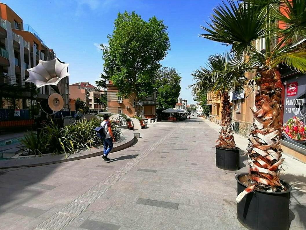 בורגאס Art Luxury Apartment מראה חיצוני תמונה